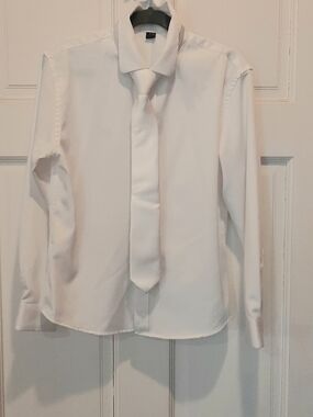Boys Size 8 White Dress Shirt with Tie, Communion